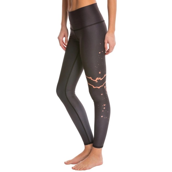 teeki Pants - Teeki Rebirth Bat Legging